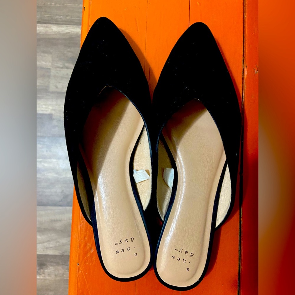 Black flats size 8.5